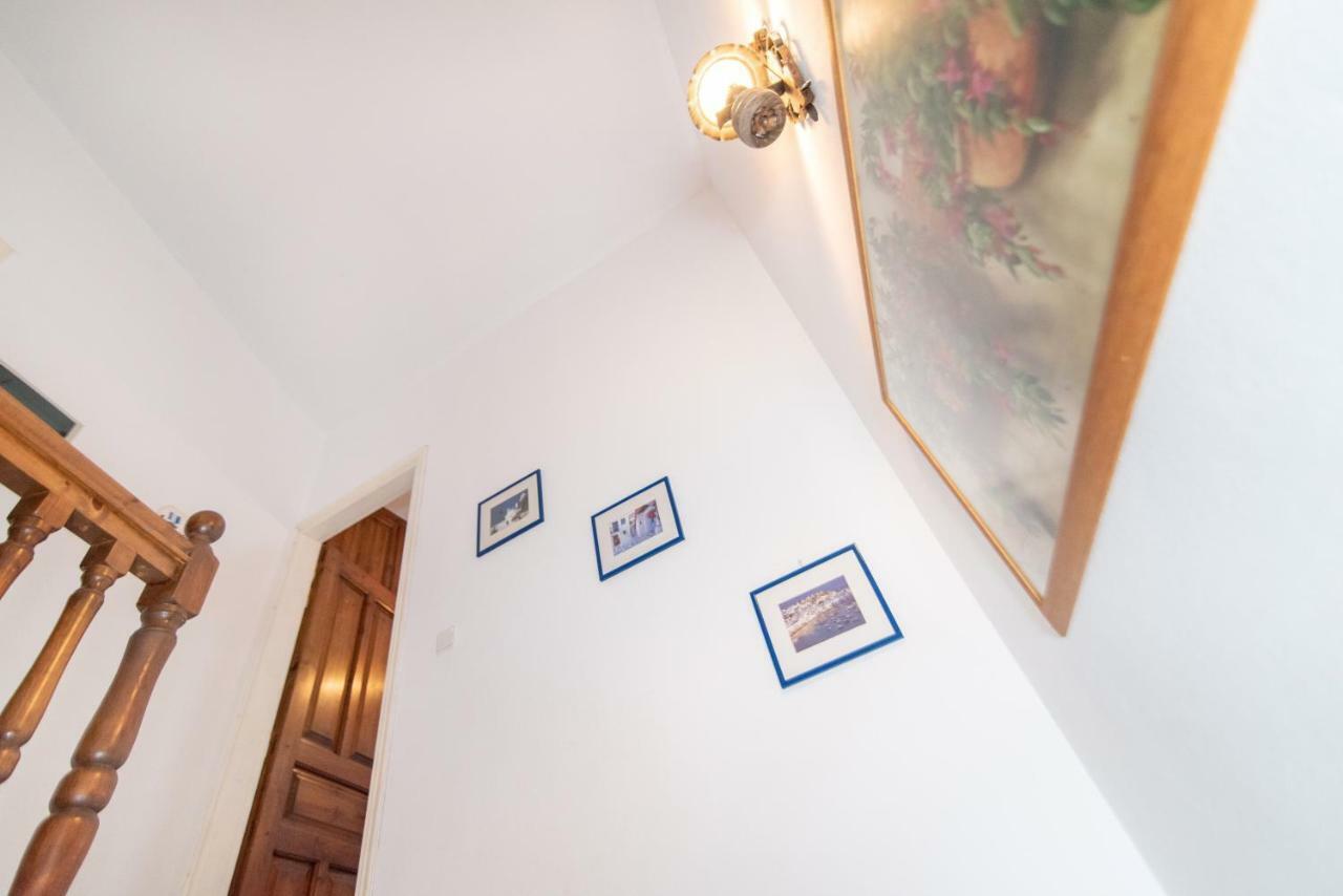Luxury Wave Maisonette Istérnia Esterno foto